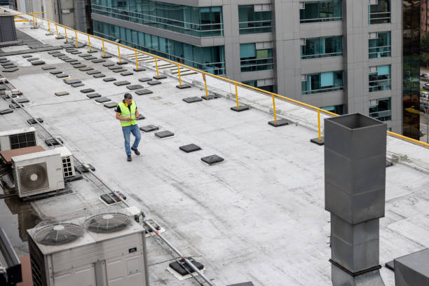 Best Emergency Roof Repair Services  in Oconomowoc, WI
